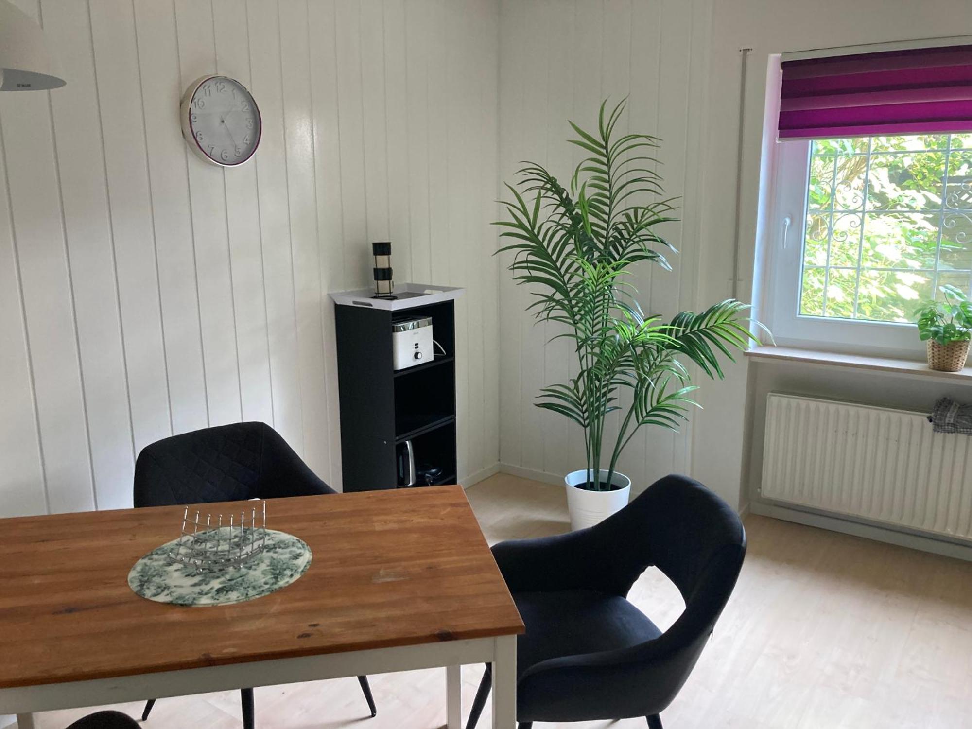 Amselweg Am Waldrand Gelegen Netflix Eigener Carport Uvm Apartman Taunusstein Kültér fotó