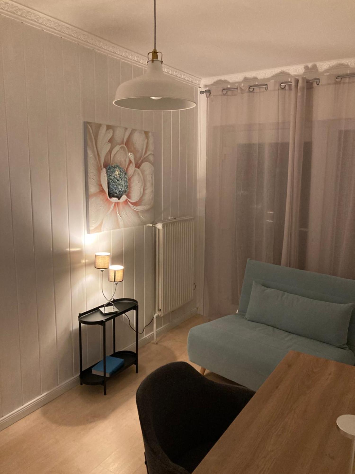 Amselweg Am Waldrand Gelegen Netflix Eigener Carport Uvm Apartman Taunusstein Kültér fotó